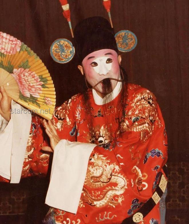 京剧演员黄兆欣离世：行业损失与未来发展深思